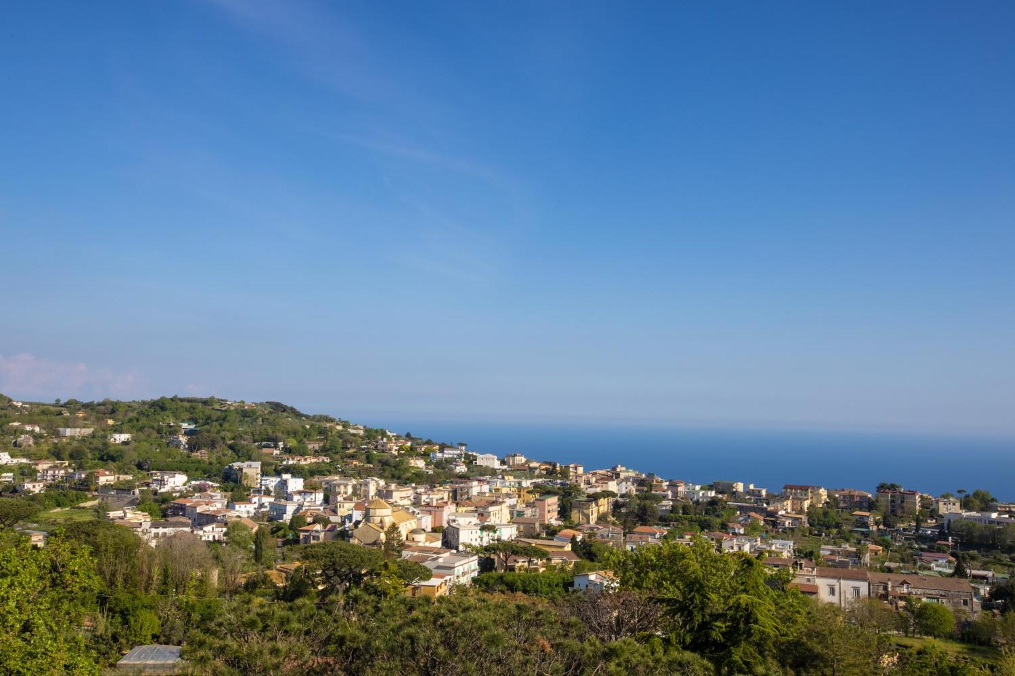 Oasi Olimpia Relais Hotel SantʼAgata sui Due Golfi Kültér fotó