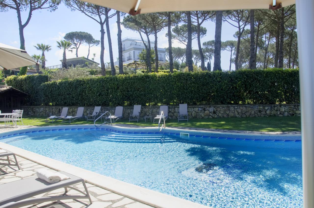 Oasi Olimpia Relais Hotel SantʼAgata sui Due Golfi Kültér fotó